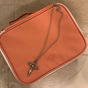 NEW decorative cross with pearl necklace